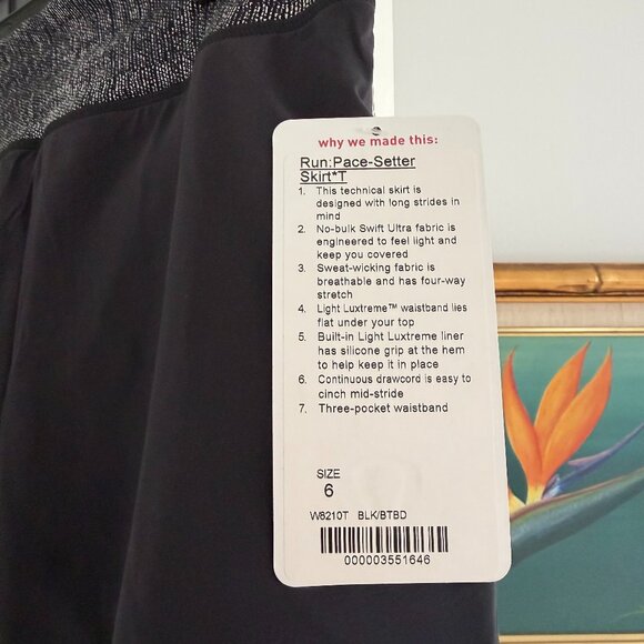 *Brand New* Discontinued style Lululemon Run Pace Setter Skirt Black 6 Tall NWT - Picture 4 of 8